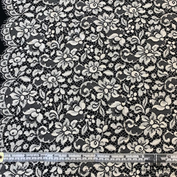 13 Black Chantilly Lace (Made in France) – Britex Fabrics