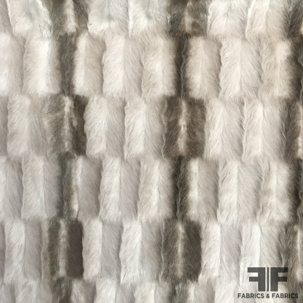 Short Haired Beige Fake Fur Fabric by The Meter - 2R369 Pale Beige
