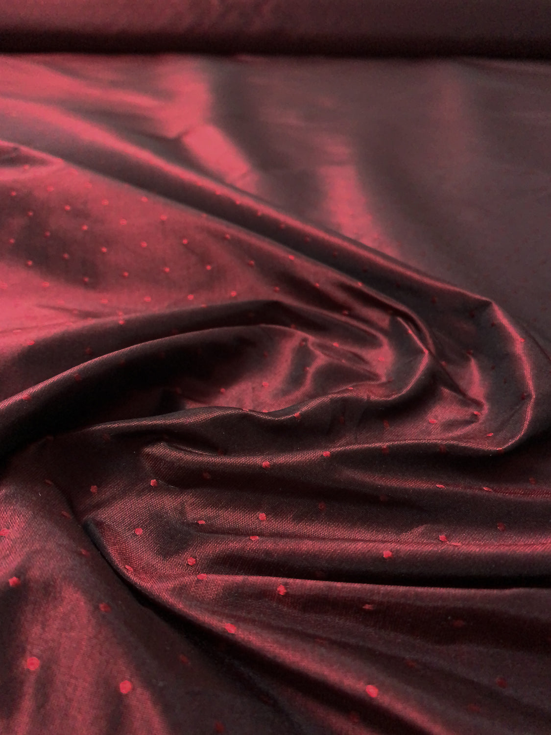 Yarn-Dyed Iridescent Silk Taffeta with Pin Dot Pattern - Wine Red / Black