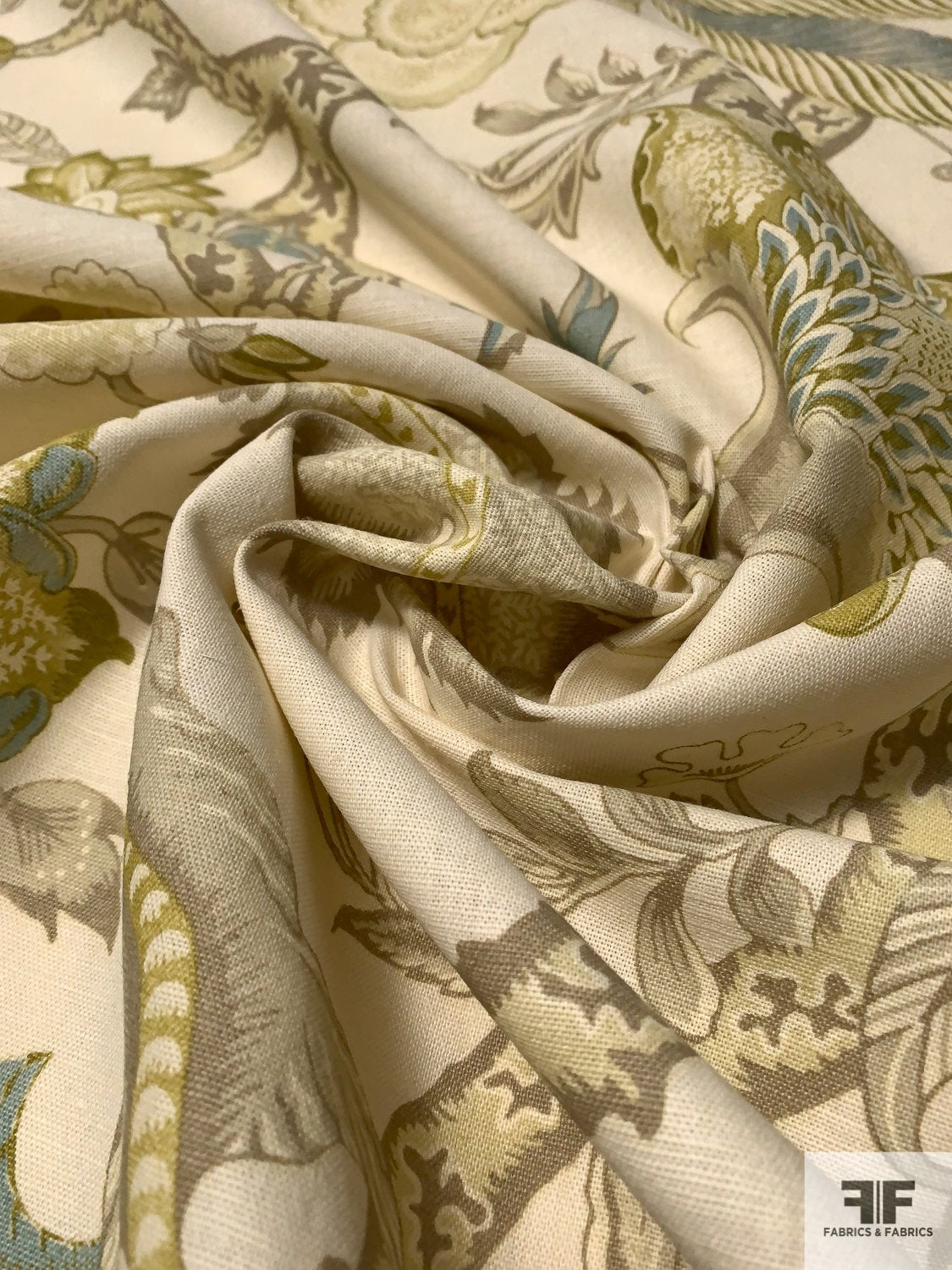 Classic Fabrics - Authentic fabrics - Wool, linen, cotton and silk
