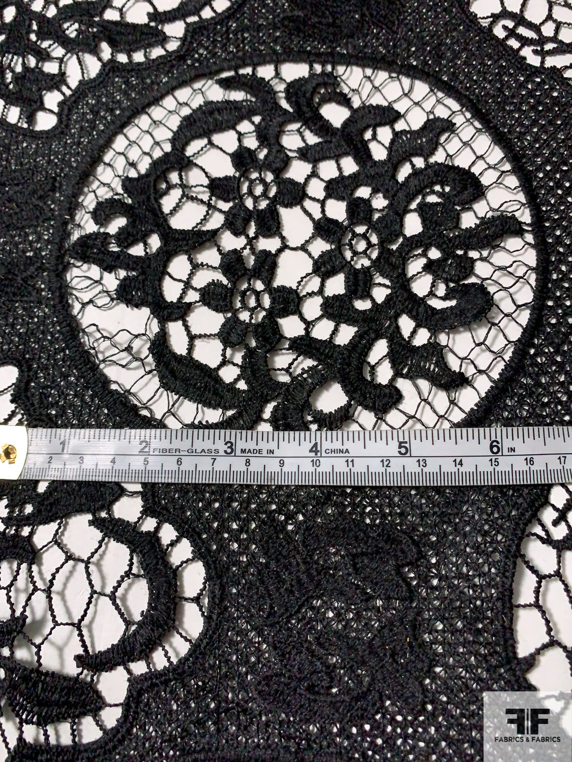 6 Nylon Double Scallop Lace (black or white)