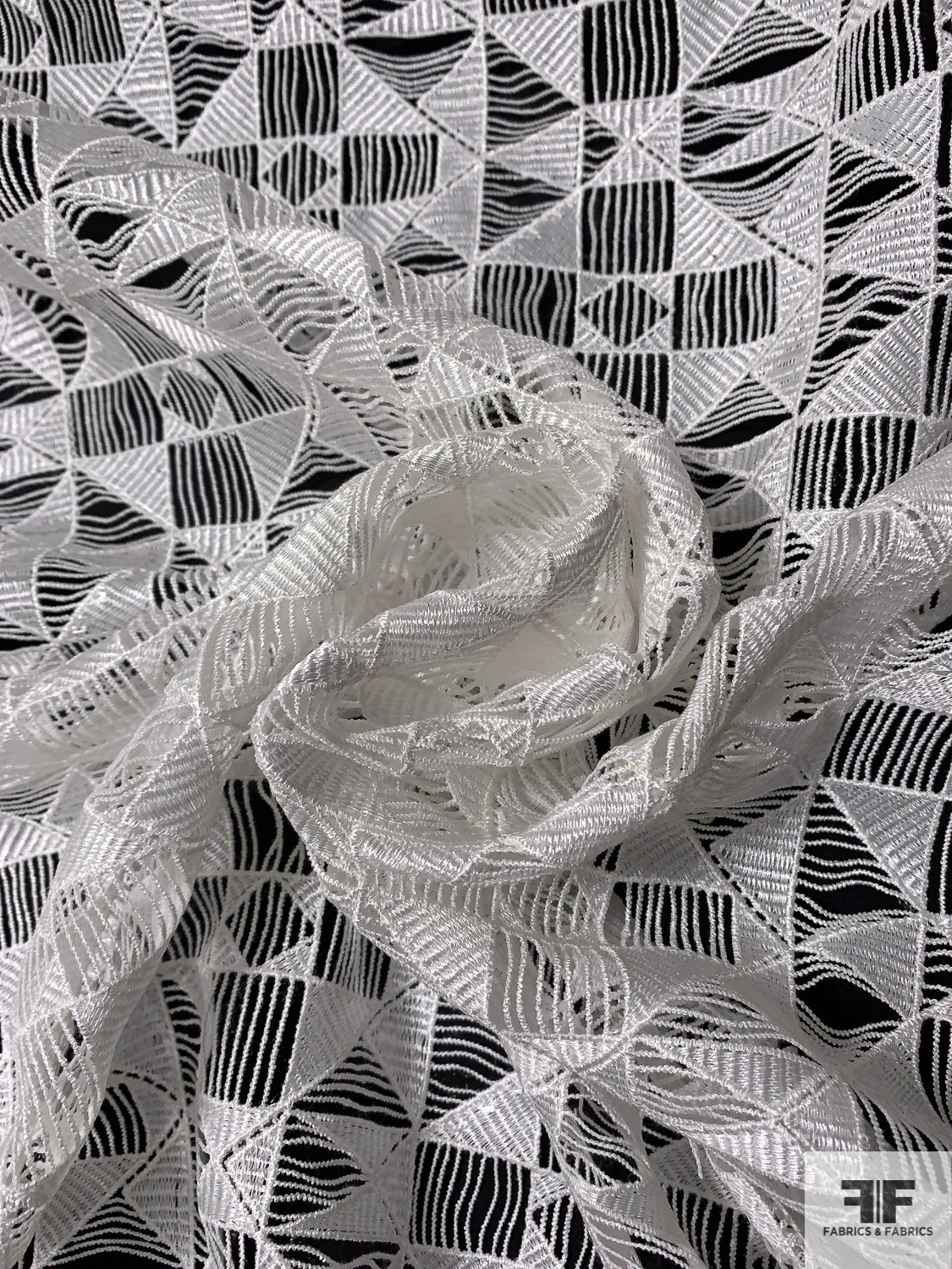 cotton lace fabric for dresses Lace 1D601 Off White Width 57/58" Apparel Fabric