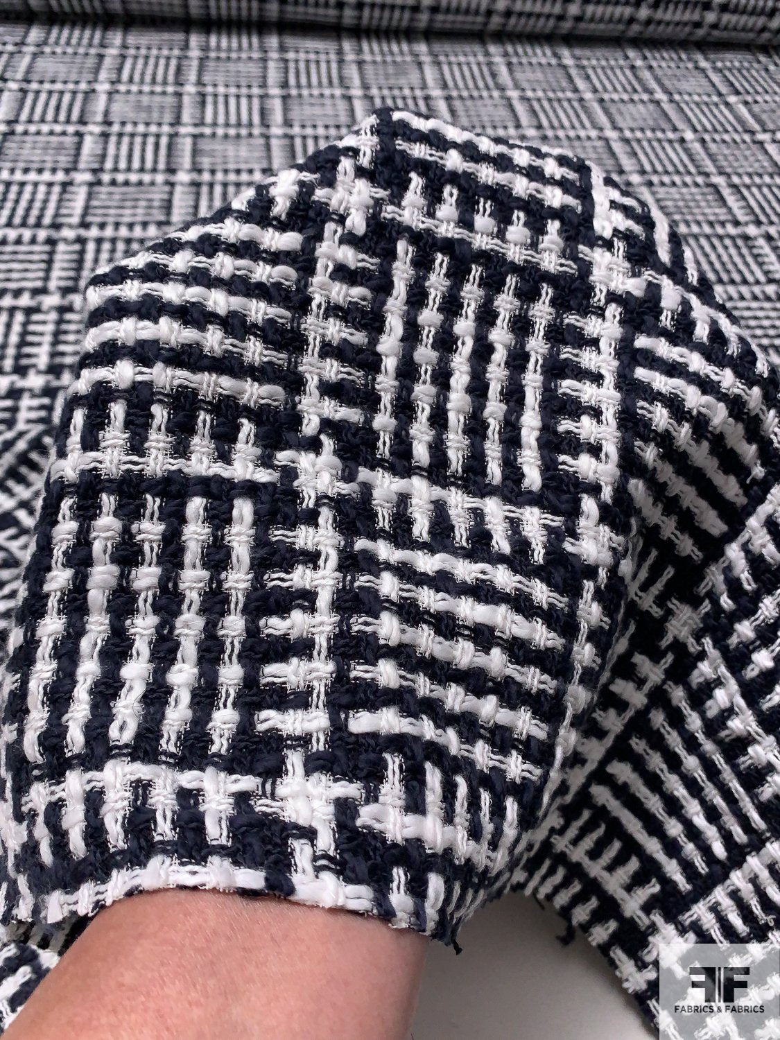 Italian Basketweave Cotton Blend Tweed - Navy / White