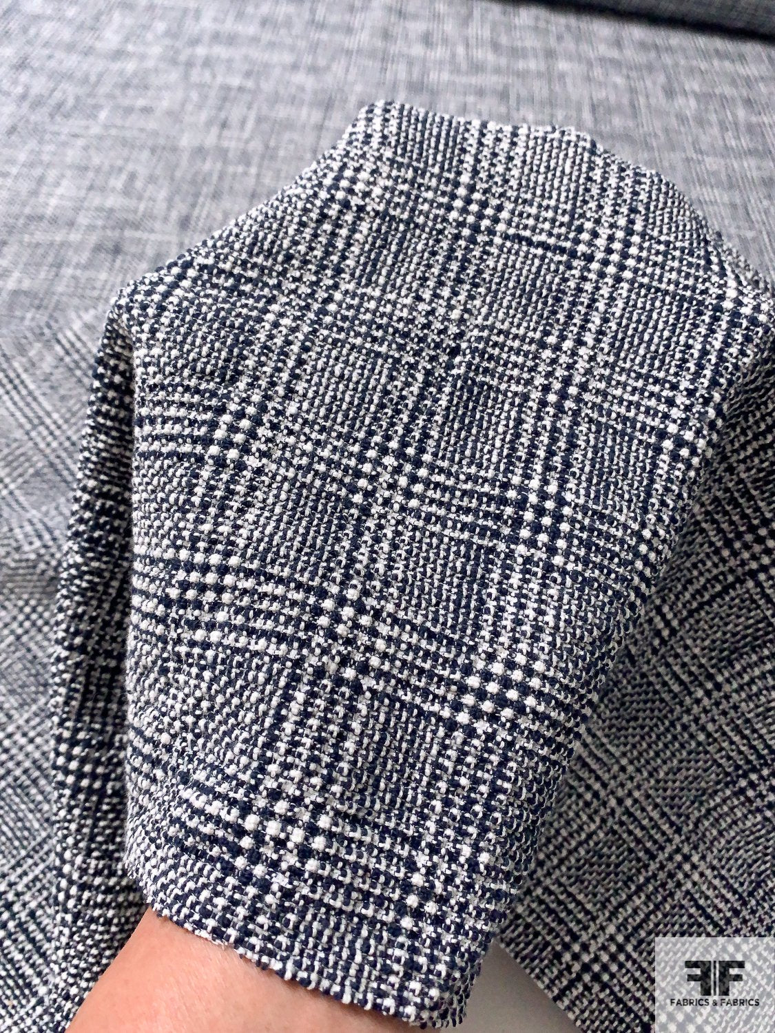 Italian Glen Plaid Textured Stretch Suiting - Navy / White