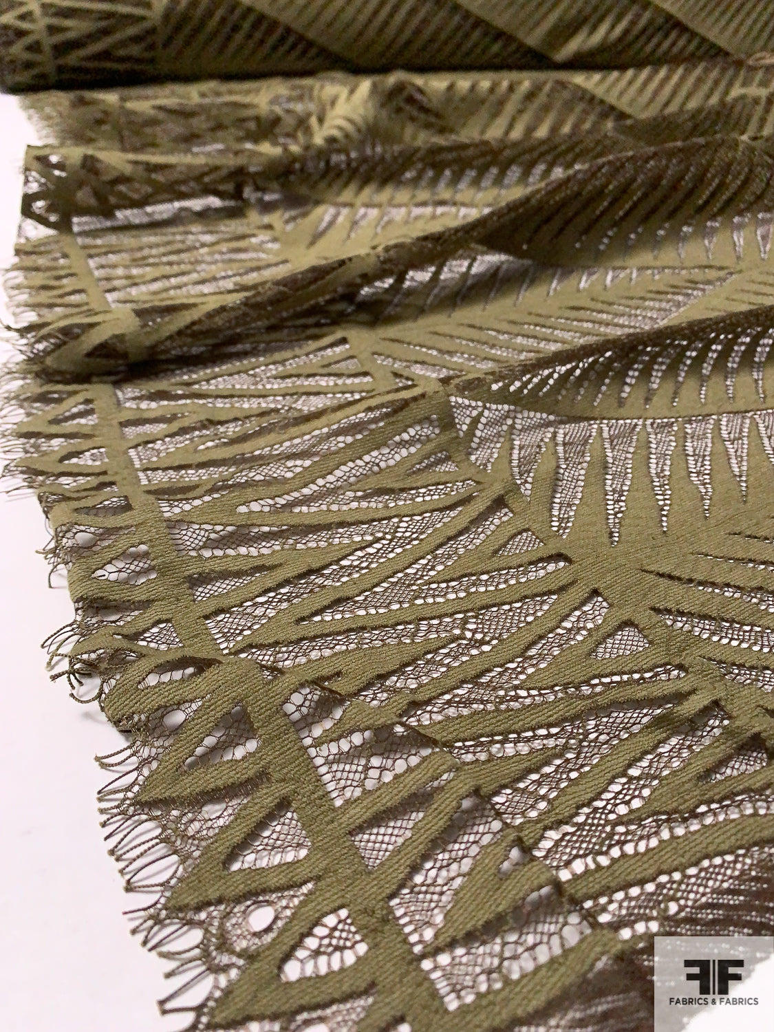 Modern Ethnic Leaves Lace Strip - Olive Green