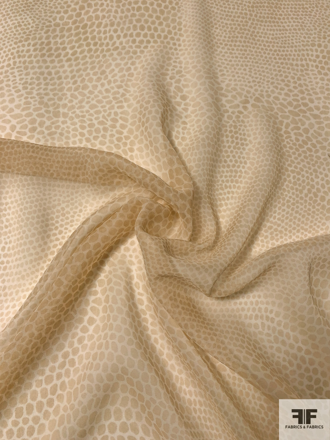 Pebbly Alligator Skin Printed Silk Chiffon - Beige / Off-White