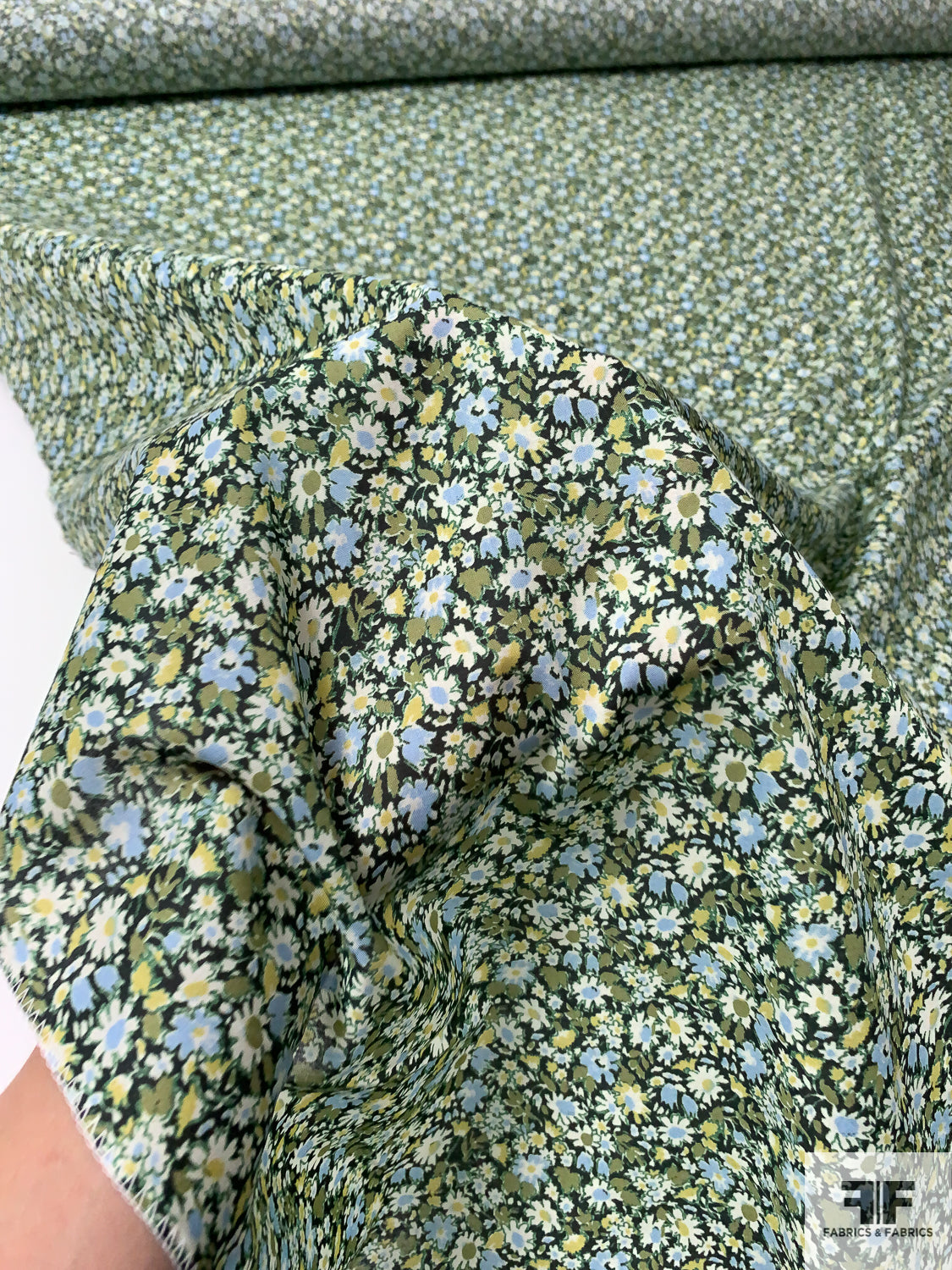 Ditsy Floral Printed Stretch Cotton Poplin - Sand/Green/Lavender