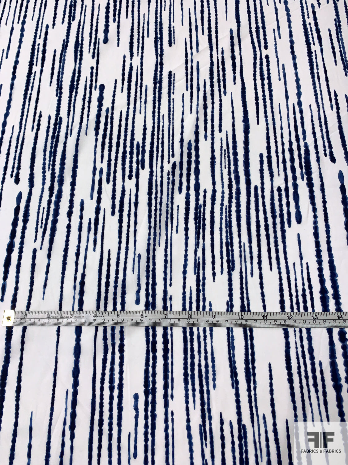 Vertical Trailing Dot Striped Printed Polyester Peachskin - Navy / Off-White