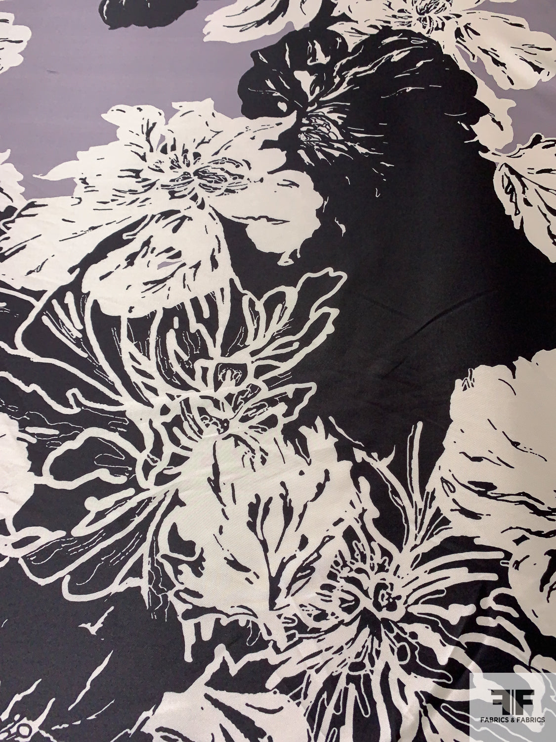 Large Floral Printed Mikado Zibeline - Black / Light Ivory / Dove Grey