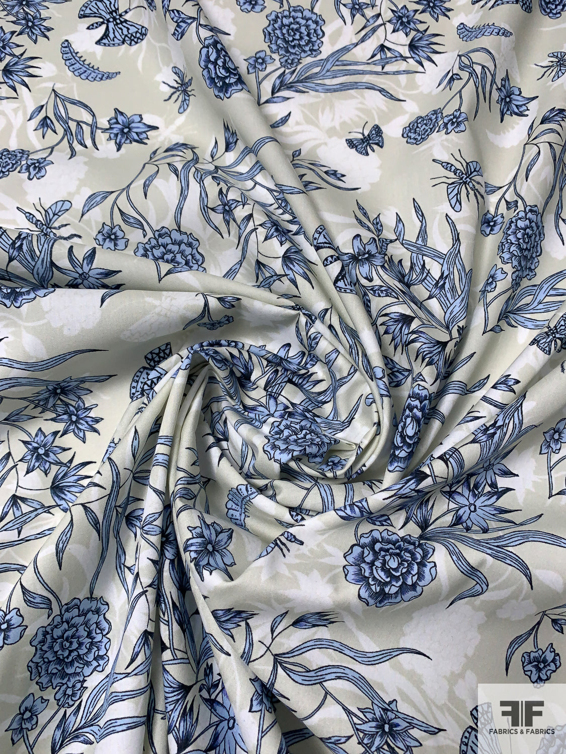 Italian Floral Printed Cotton Lawn - Pale Powder Grey / Blue / Off-White -  Fabric by the Yard