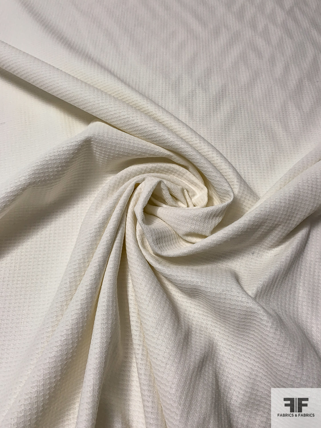 Italian Pique-Weave Cotton Brocade with Slight Sheen Off-White
