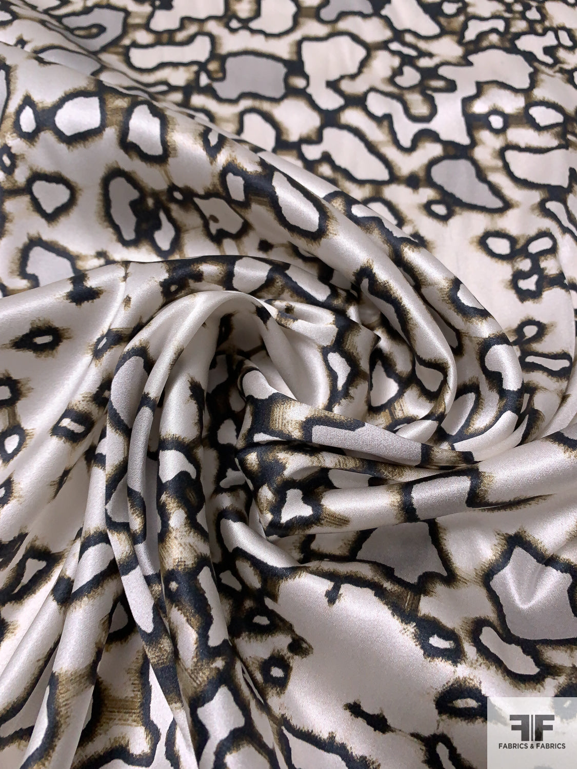 Abstract Gradient Printed Stretch Silk Charmeuse - Black / Off-White / Grey / Olive