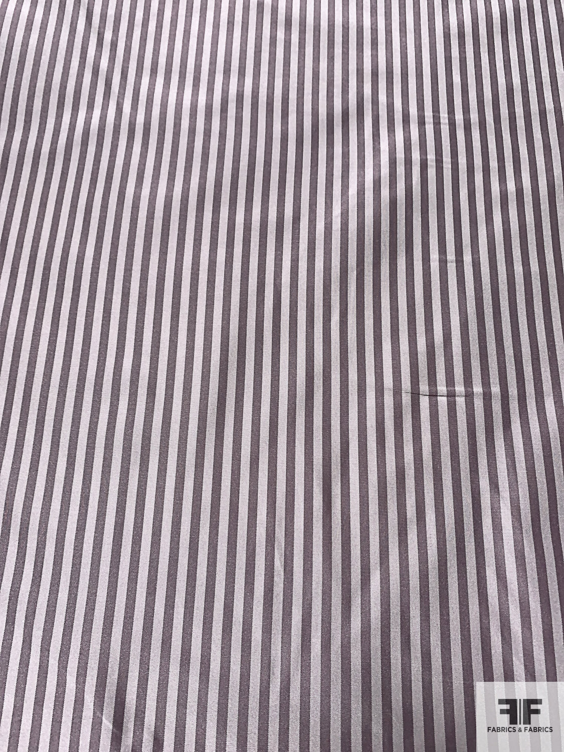 Vertical Striped Yarn-Dyed Silk Taffeta - Dusty Lavender / Dusty Off-White