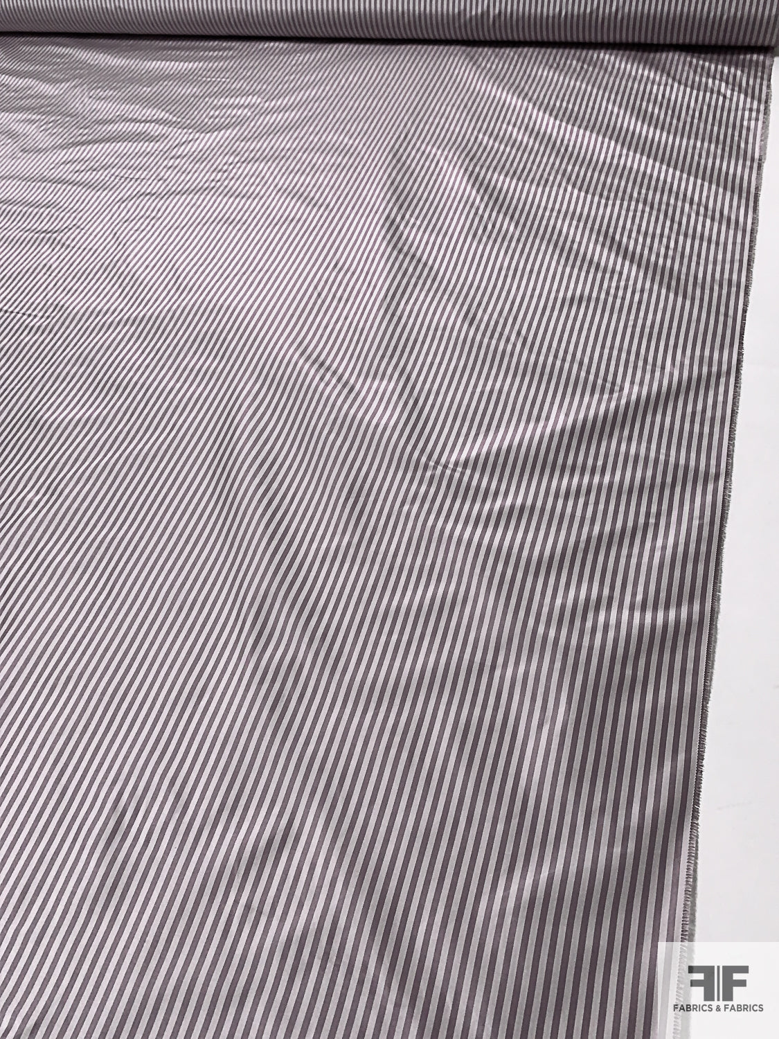 Vertical Striped Yarn-Dyed Silk Taffeta - Dusty Lavender / Dusty Off-White