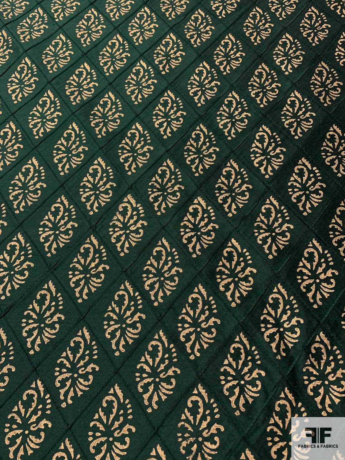 Diamond Grid Stitched and Foil Printed Silk Shantung - Dark Green / Gold