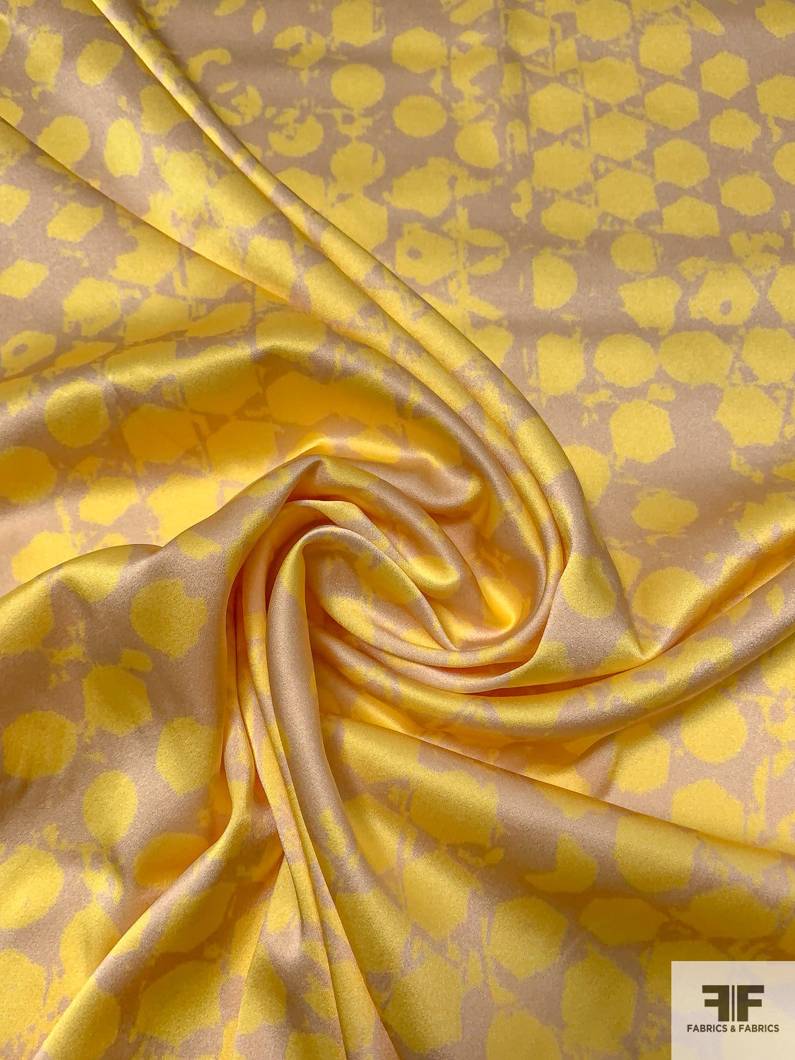 Golden Yellow Stretch Silk Charmeuse Fabric for Fashion 