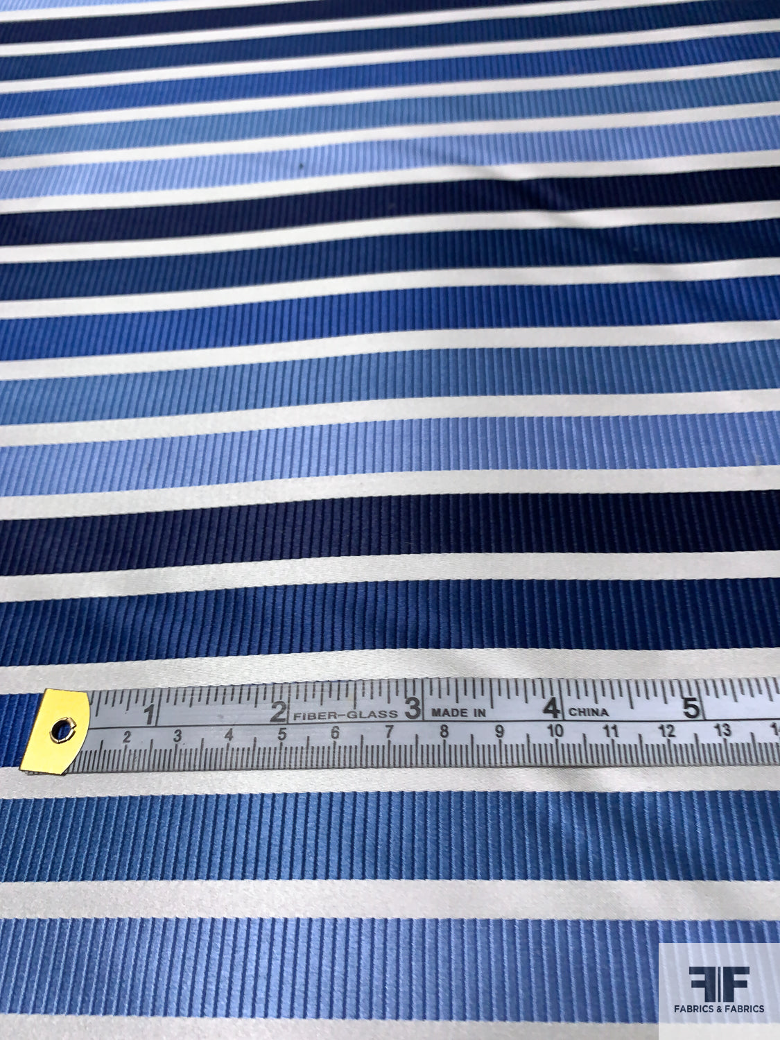 Horizontal Striped Silk Necktie Jacquard Brocade - Navy / Blues / Off-White