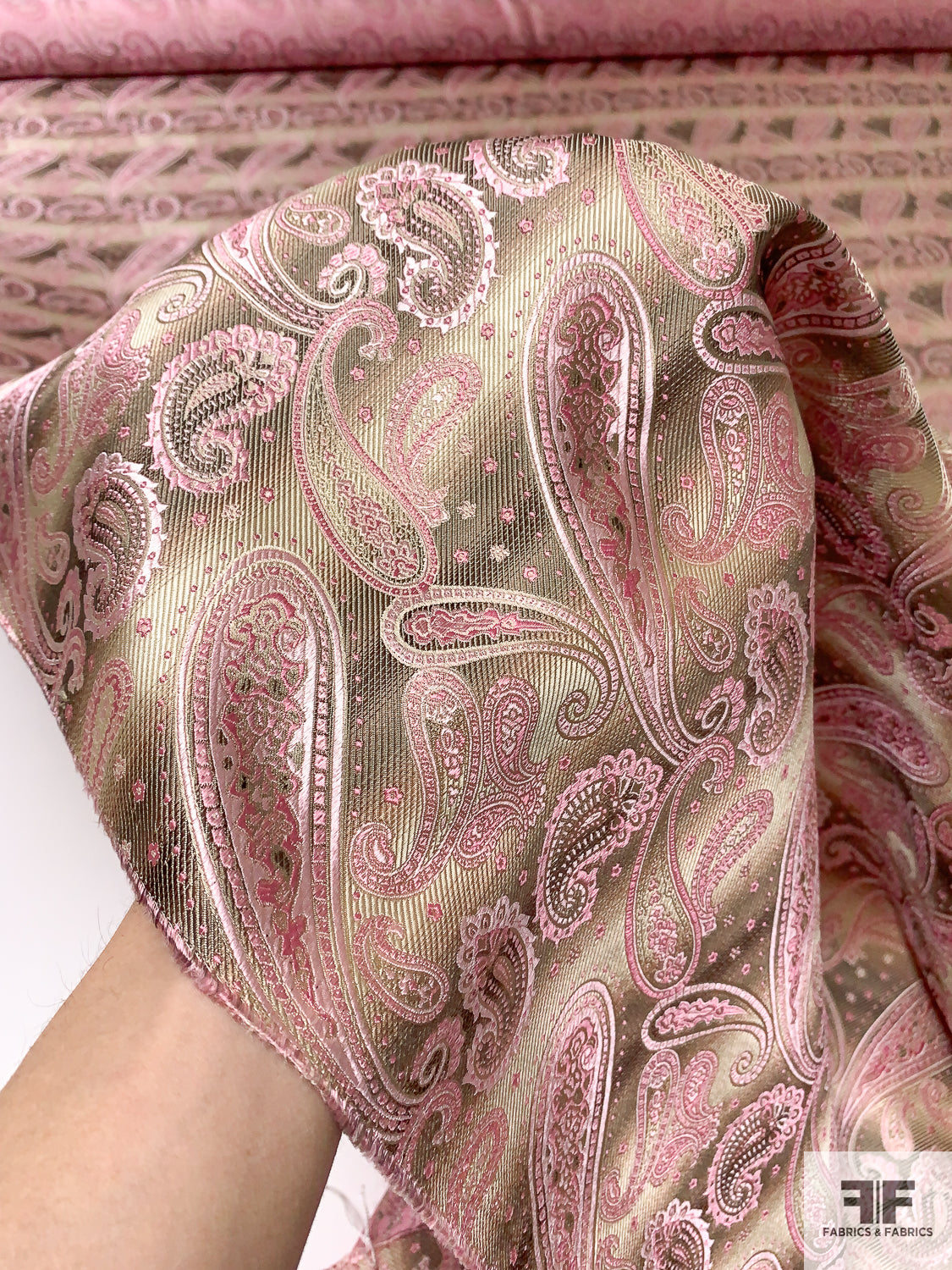 Paisley Silk Necktie Jacquard Brocade - Pink / Light Gold / Tan
