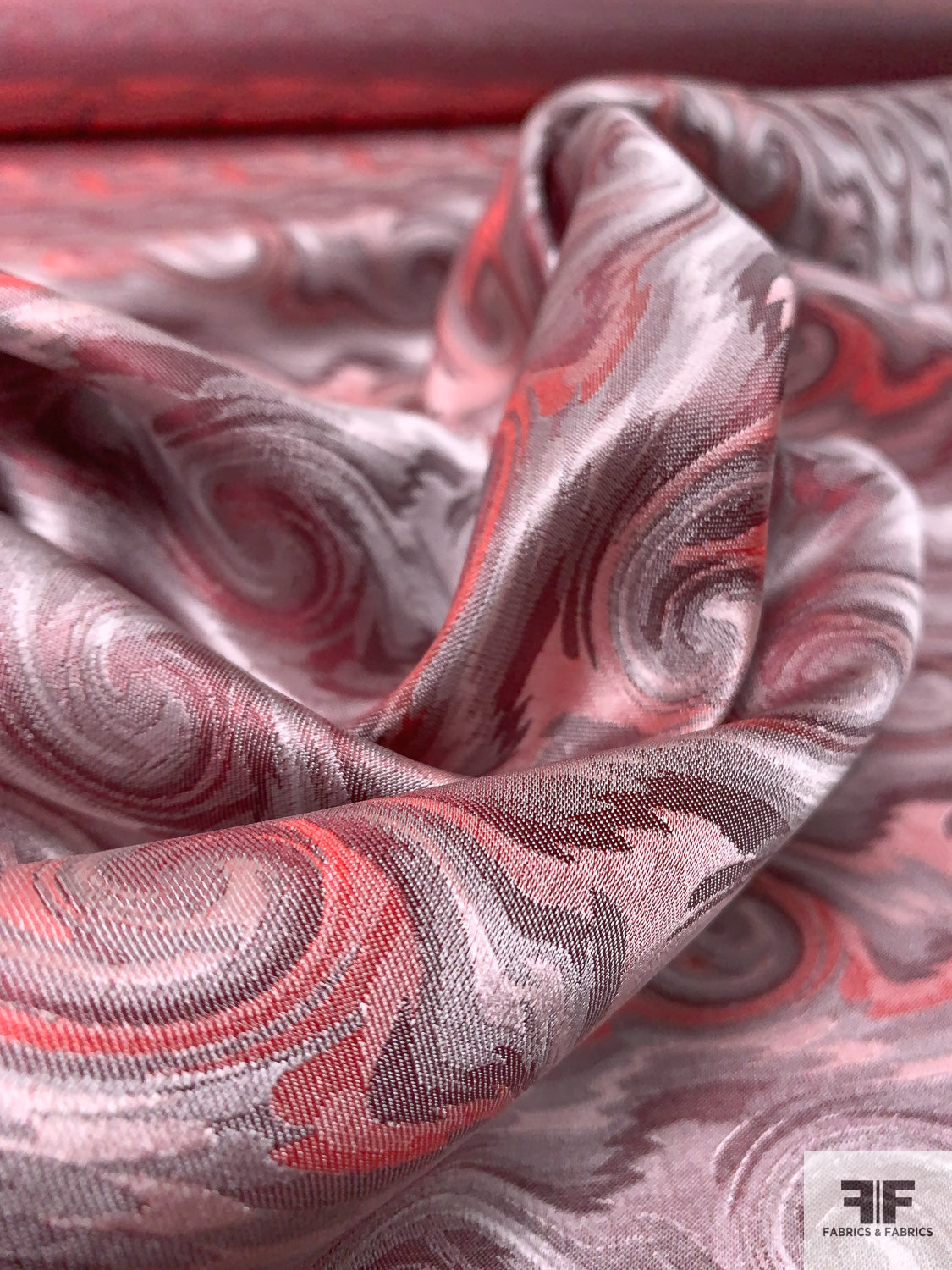 Wave Design Silk Necktie Jacquard Brocade - Strawberry Red / Grey
