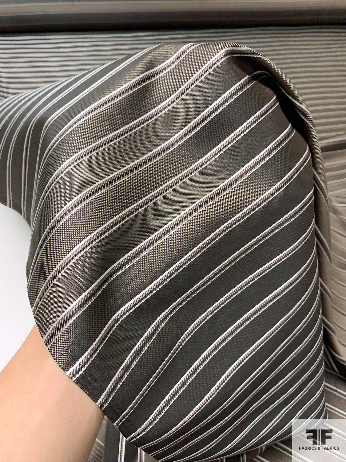 Rope-Look Striped Silk Necktie Jacquard Brocade - Ash Brown / Black / White