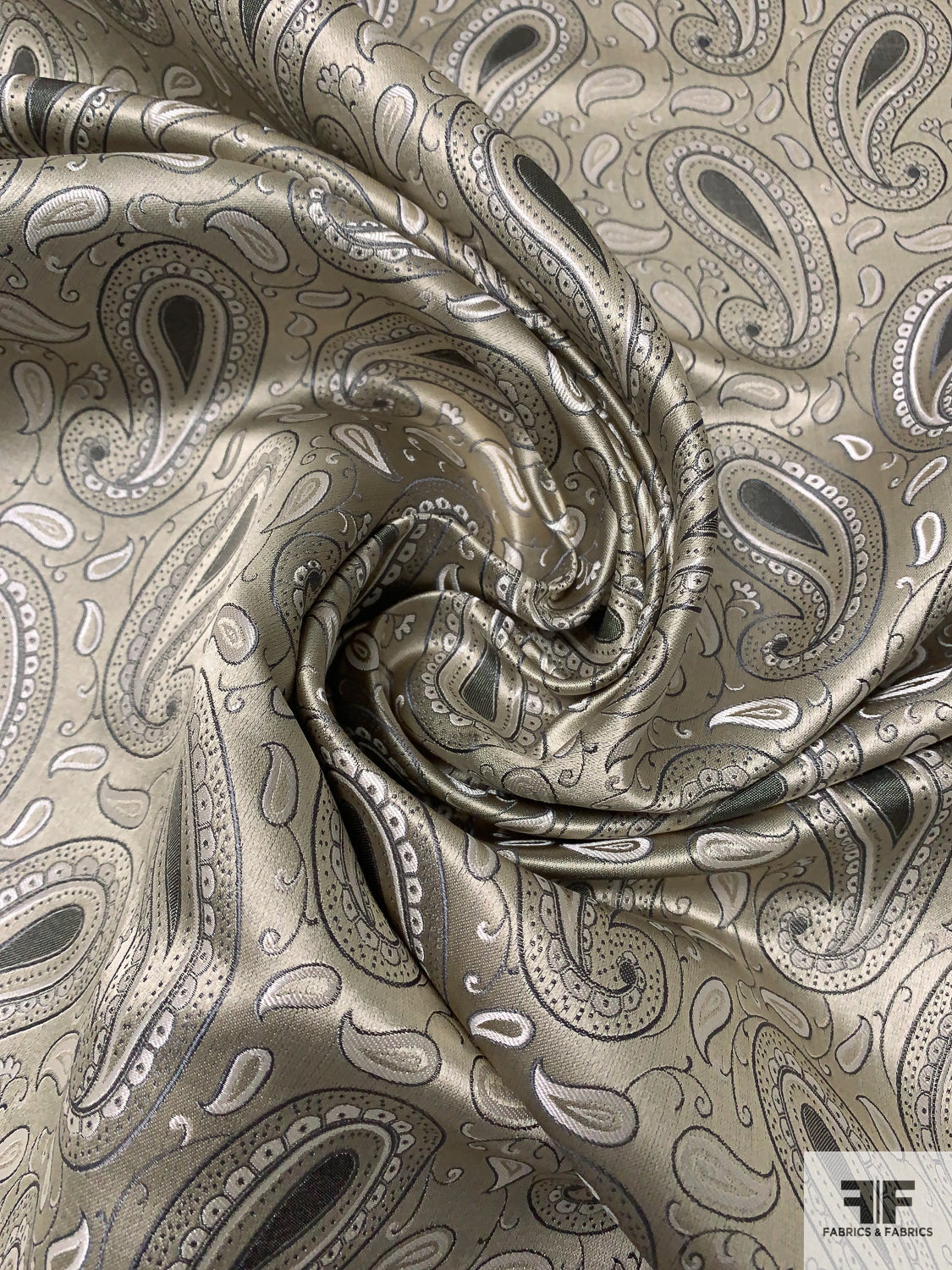 Paisley Silk Necktie Jacquard Brocade - Light Olive-Gold / Black / Grey / White