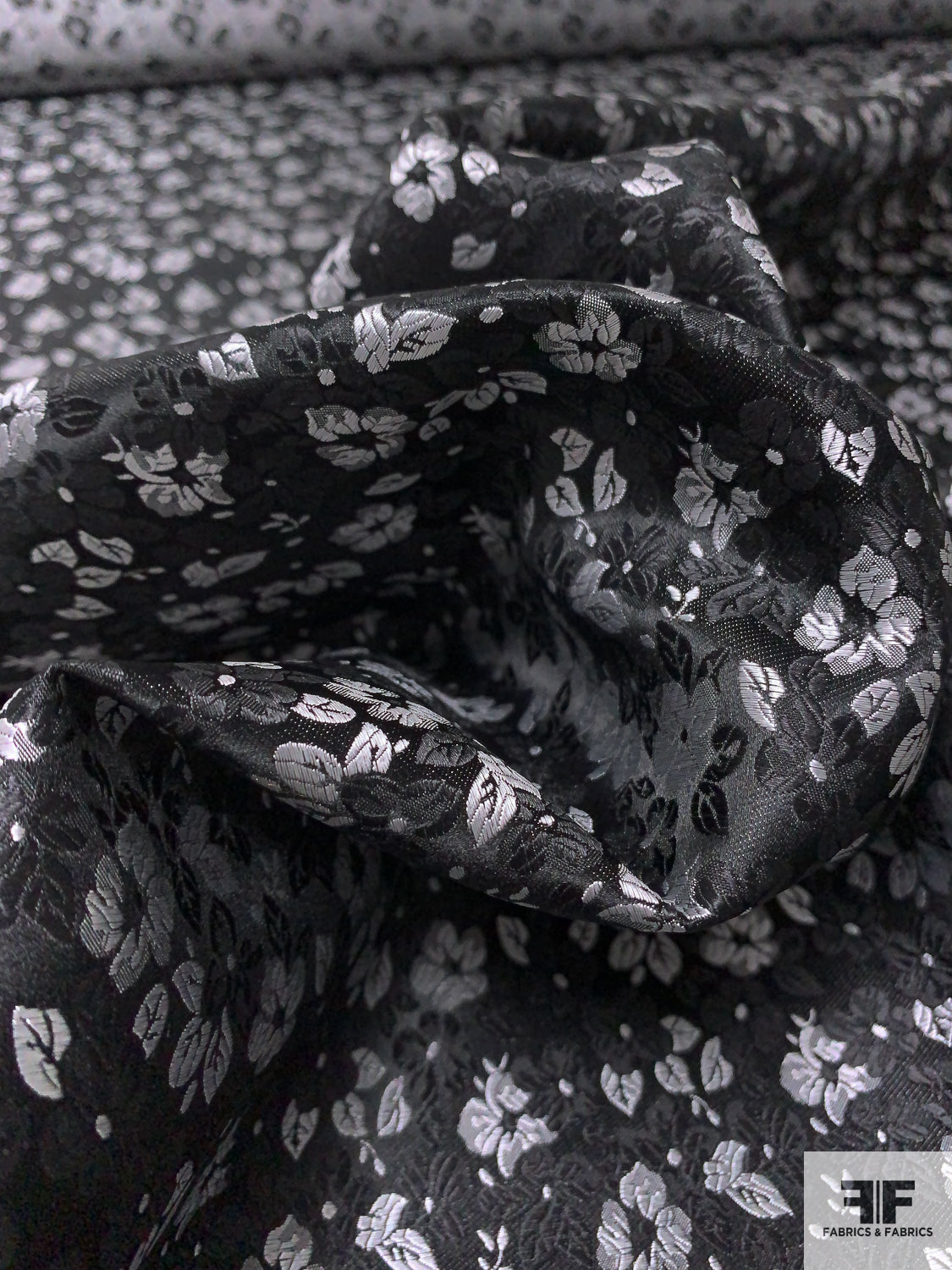 Floral Silk Necktie Jacquard Brocade - Black / White