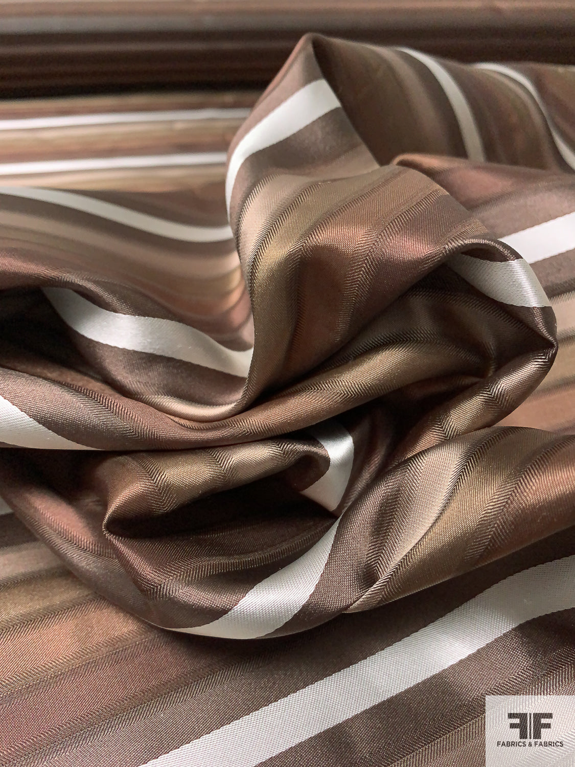 Horizontal Striped Silk Necktie Jacquard Brocade - Shades of Brown / Off-White