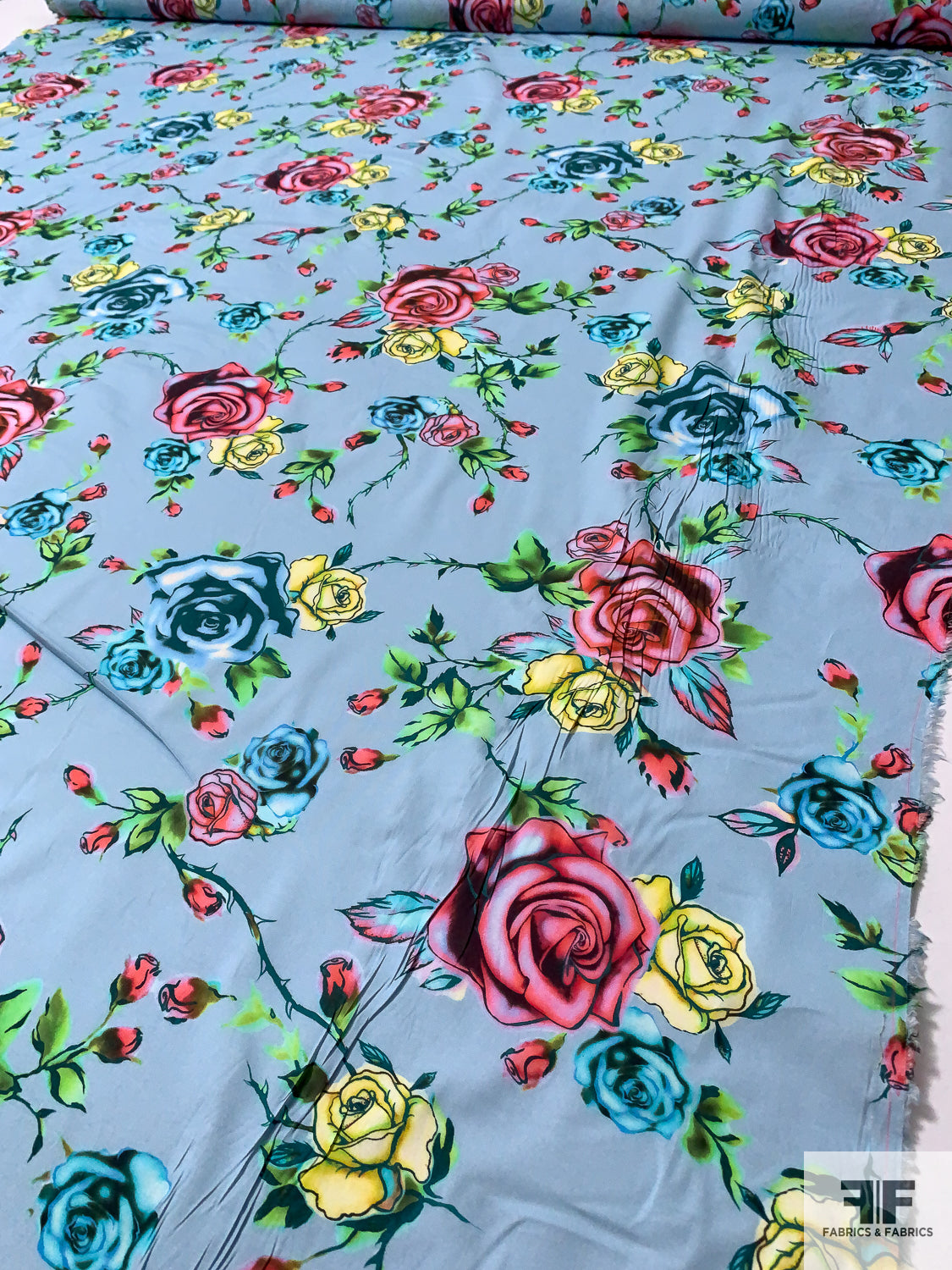 Italian Ditsy Floral Printed Cotton Lawn - Moss Green / Evergreen / Baby  Blue - Fabric by the Yard