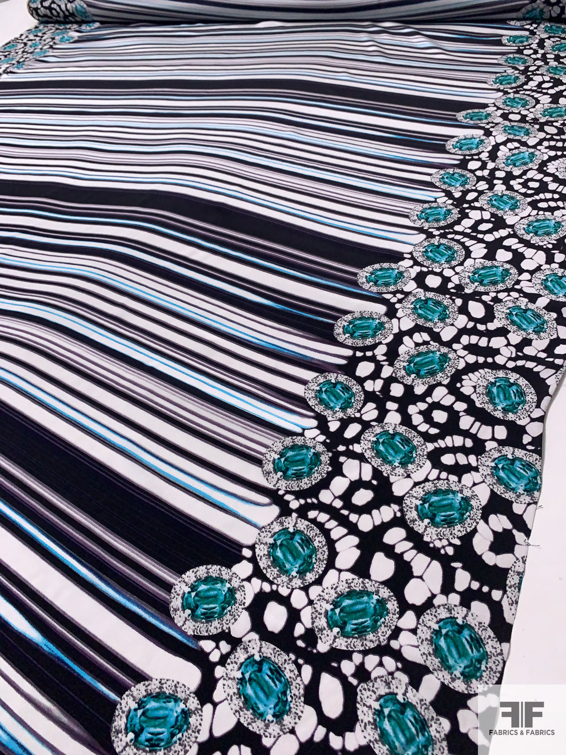 Bejeweled Topaz Double-Border Pattern Printed Silk Crepe de Chine - Aquamarine / Black / Off-White