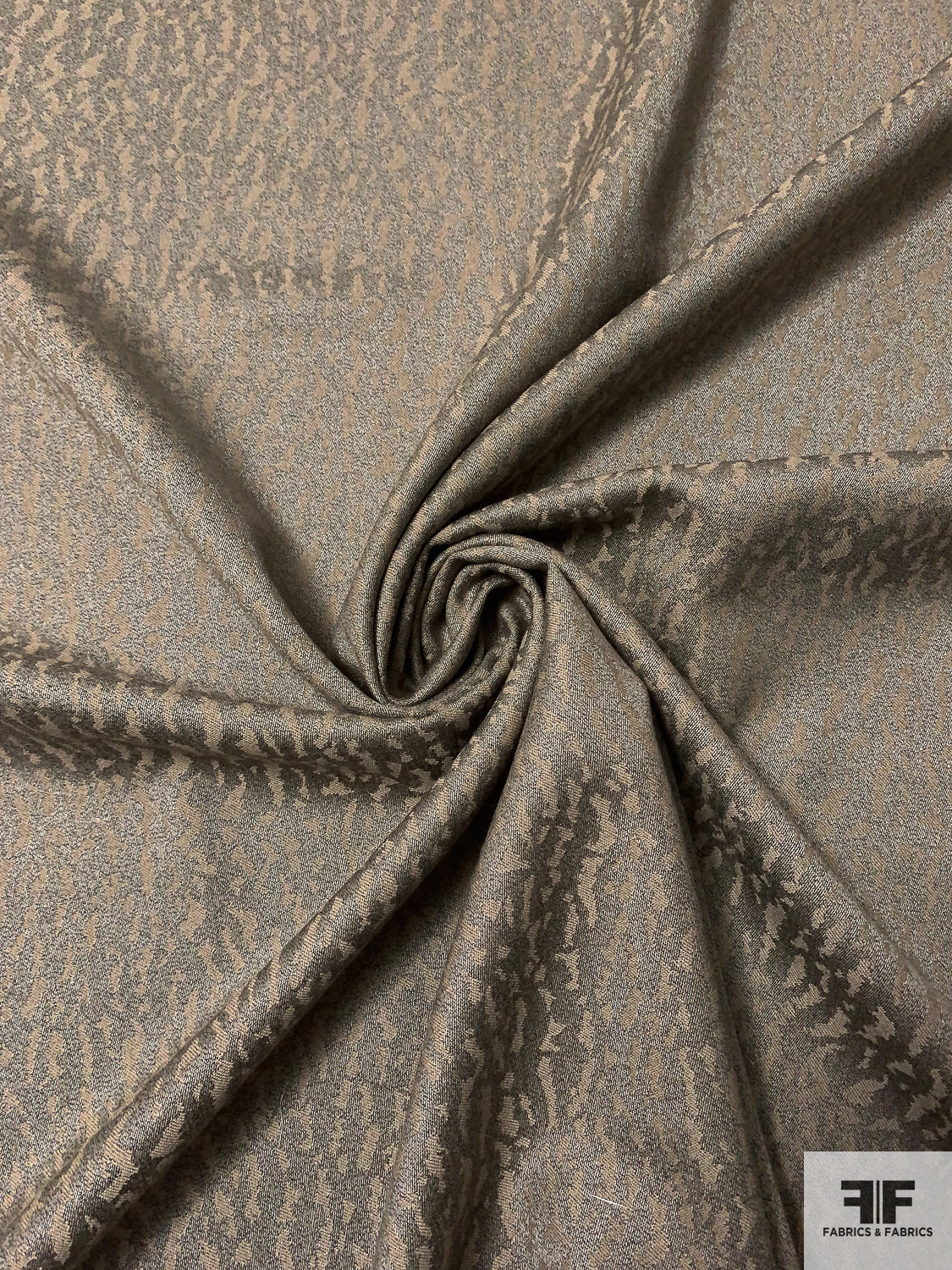 Italian Ripple Pattern Heavy Jacquard Brocade - Greige/Taupe | FABRICS ...