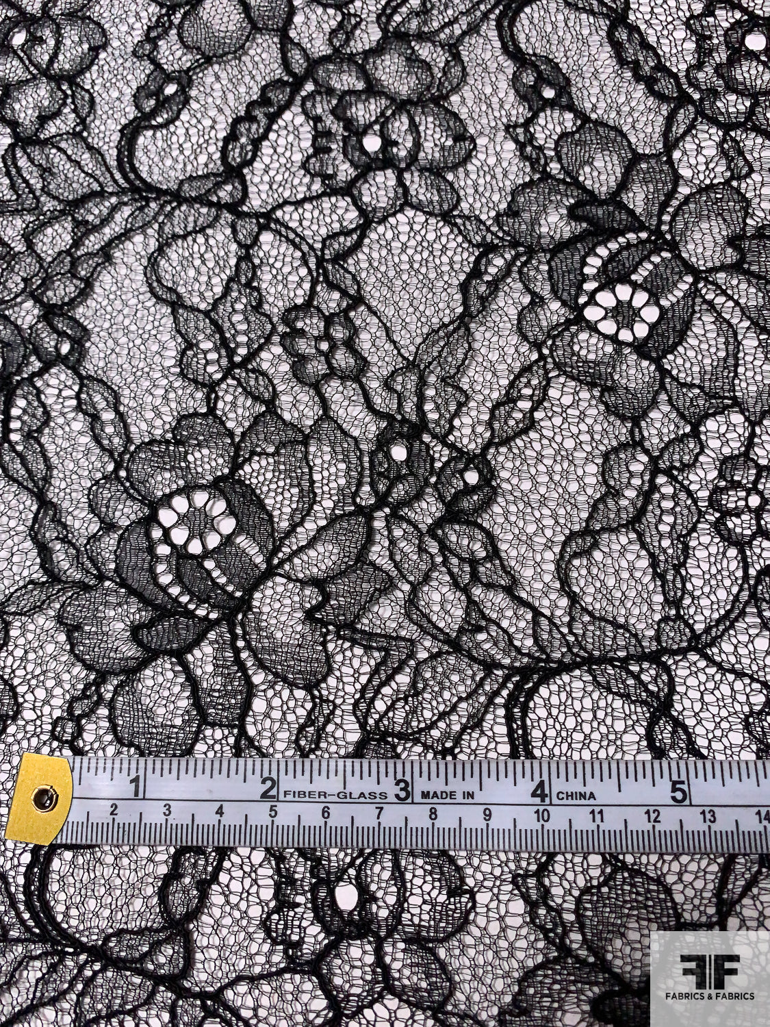 Pamella Roland Double-Scalloped Floral Guipure Lace with Light Cording - Olive  Green