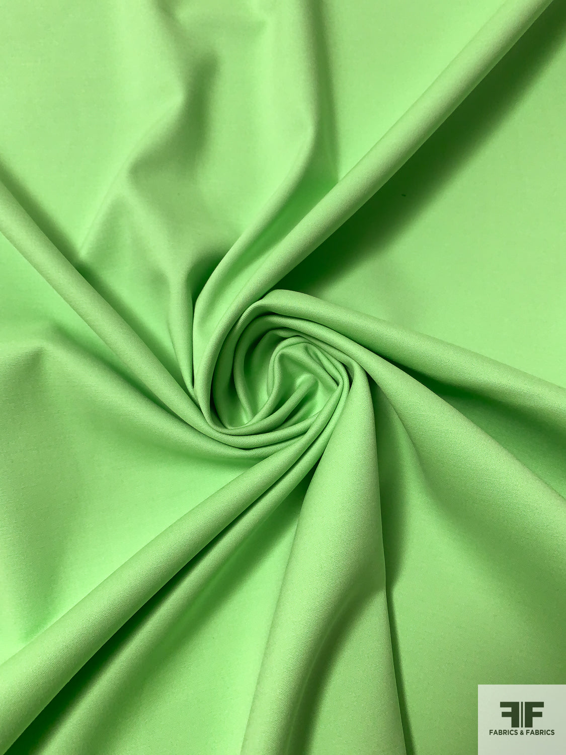 Solid Stretch Cotton - Pear Green