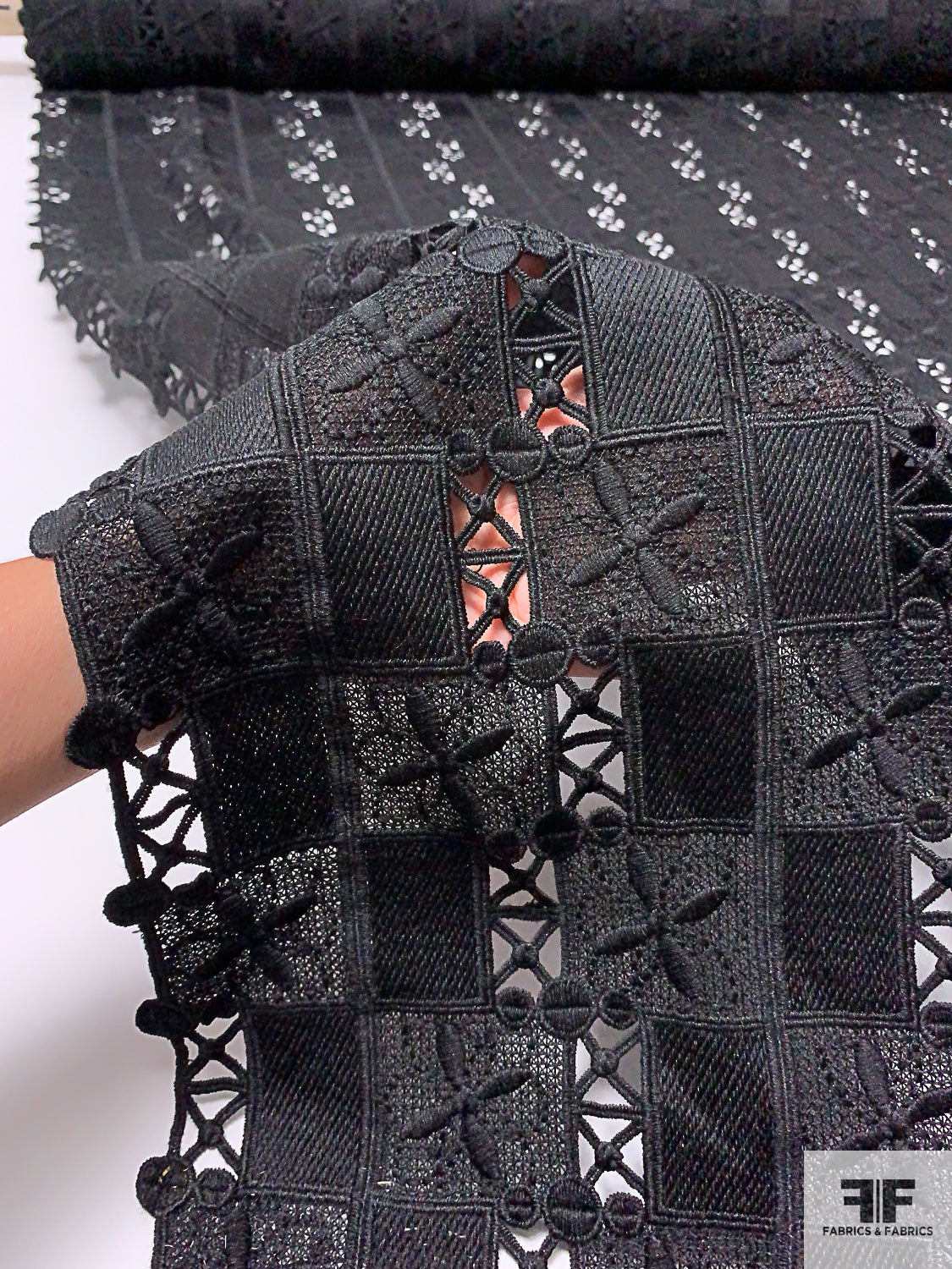 Geometric Grid Guipure Lace - Black