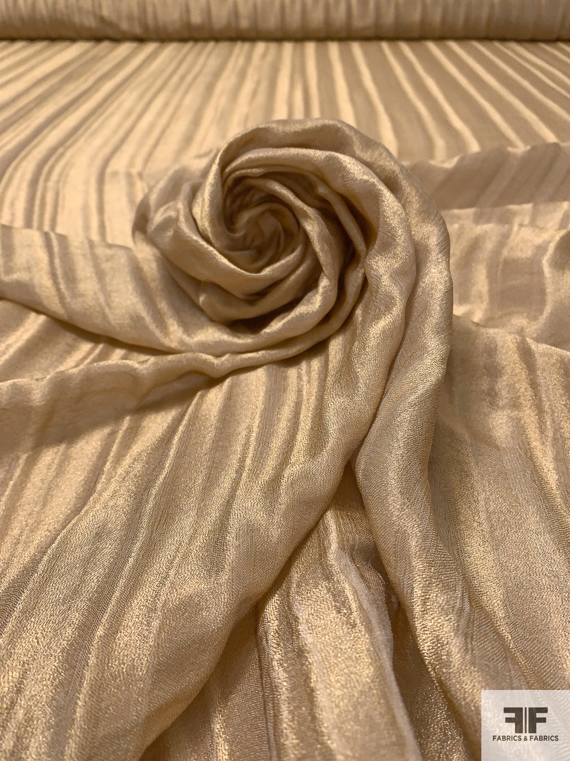 Italian 2-Ply Crinkled Luxe Novelty Lamé - Antique Gold