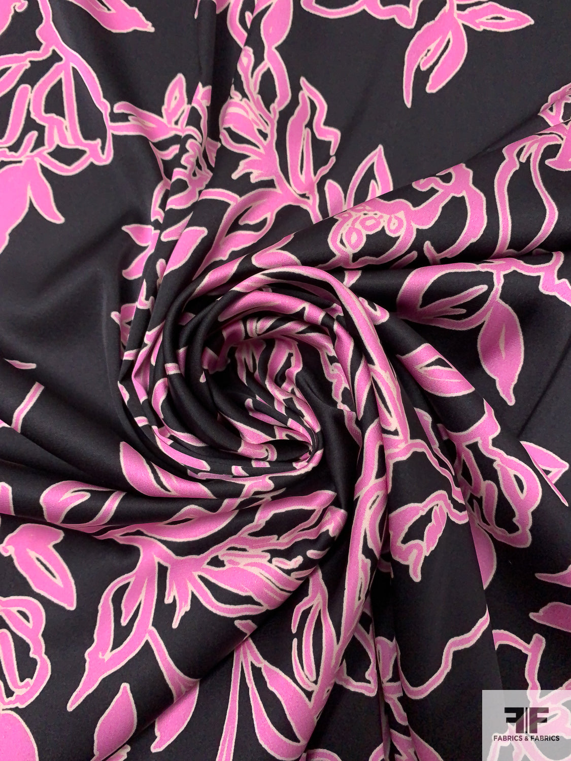 Sketch Floral Printed Polyester Charmeuse - Bubblegum Pink / Black / Cream