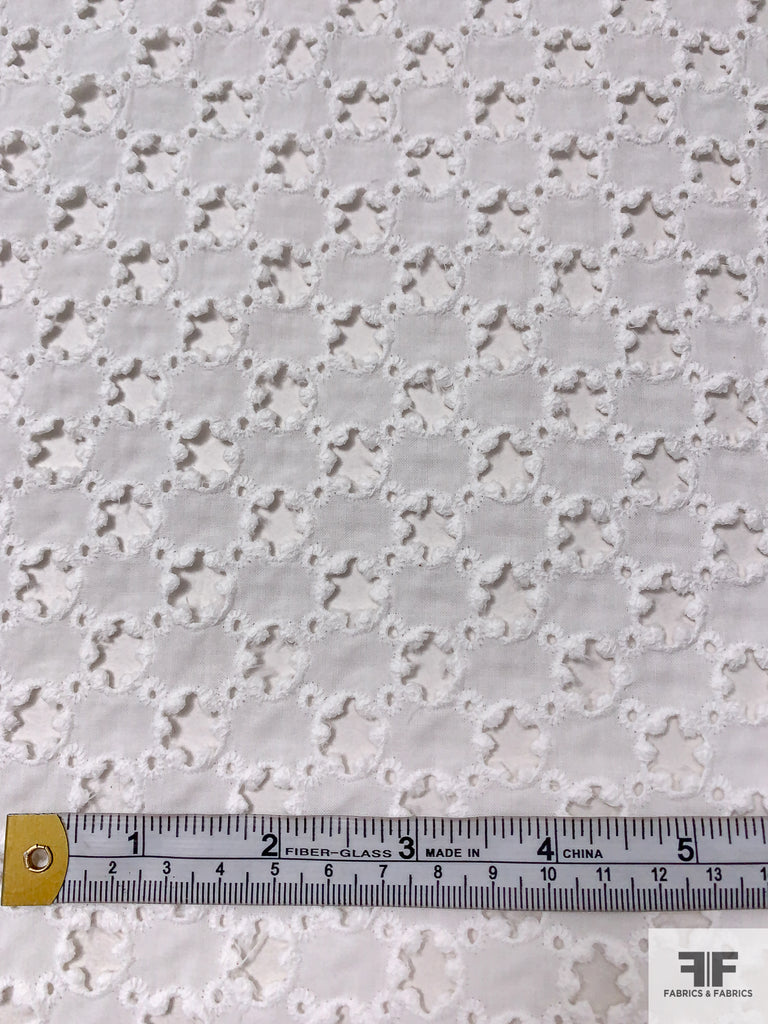 Stars in Circles Embroidered Eyelet Cotton - White | FABRICS & FABRICS ...