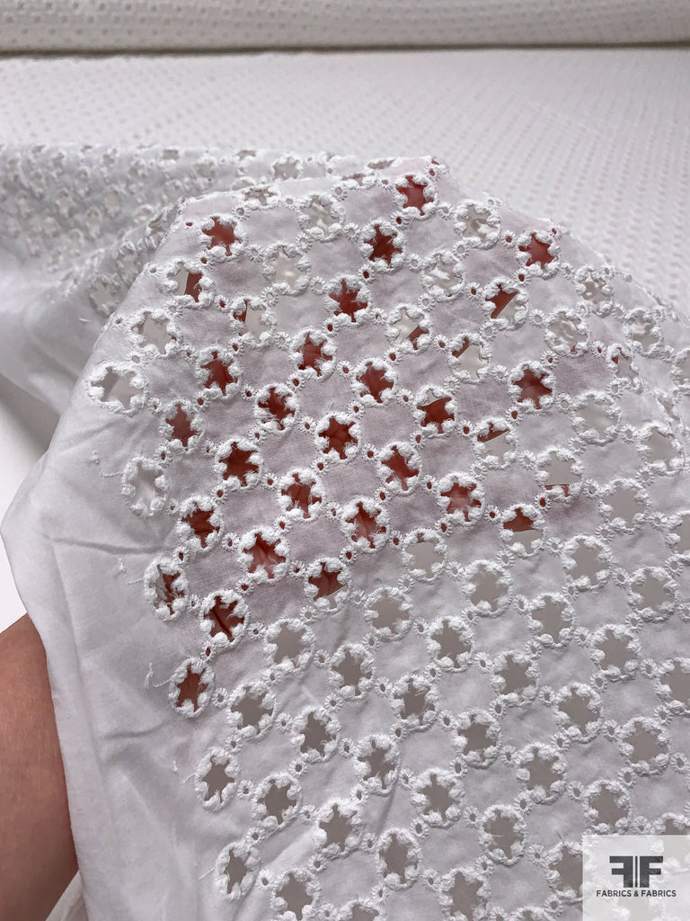 Stars in Circles Embroidered Eyelet Cotton - White | FABRICS & FABRICS ...