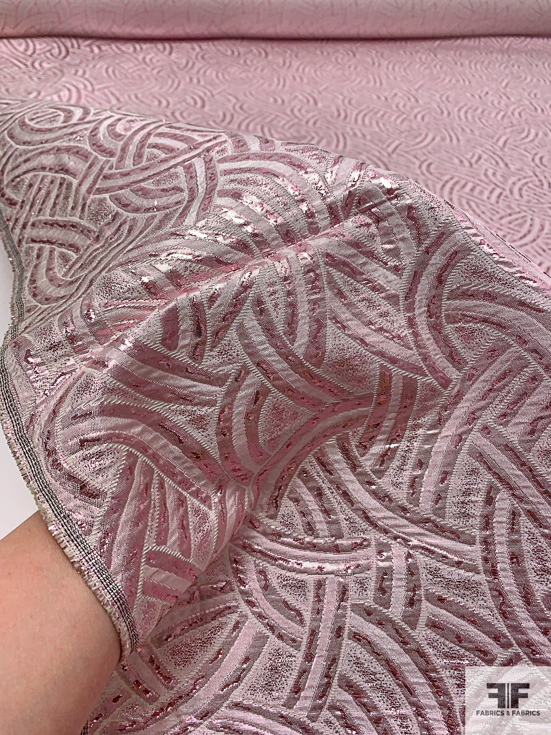 Italian Interlinked Design Metallic Brocade - Metallic Lavender-Rose ...