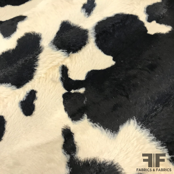 Cowhide Fashion Fur 150 cm Fabric Black, Brown & White