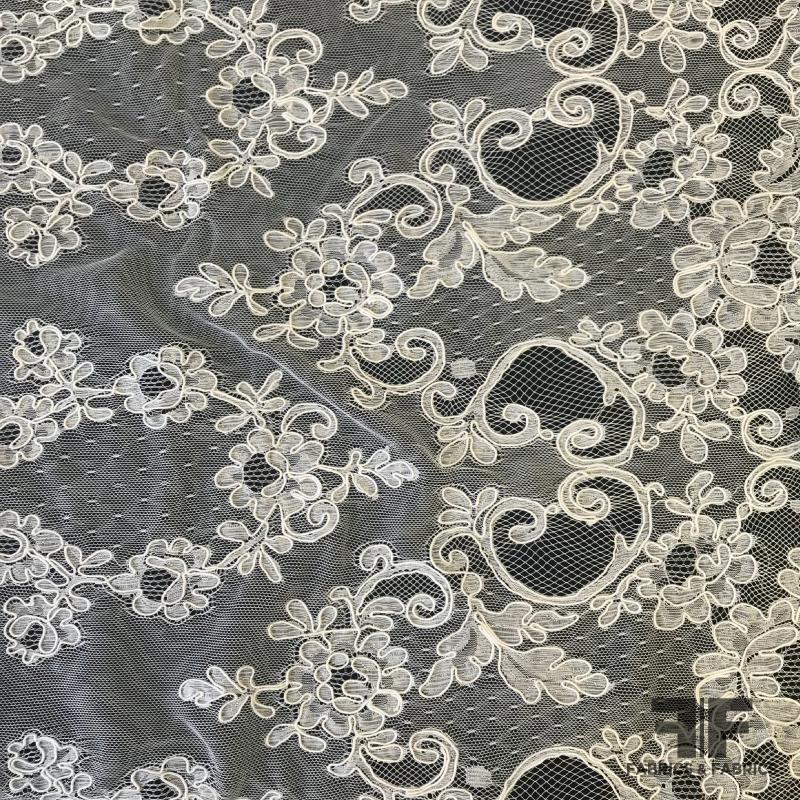 Off White Diamond Flowers Pattern Stretch Lace Fabric