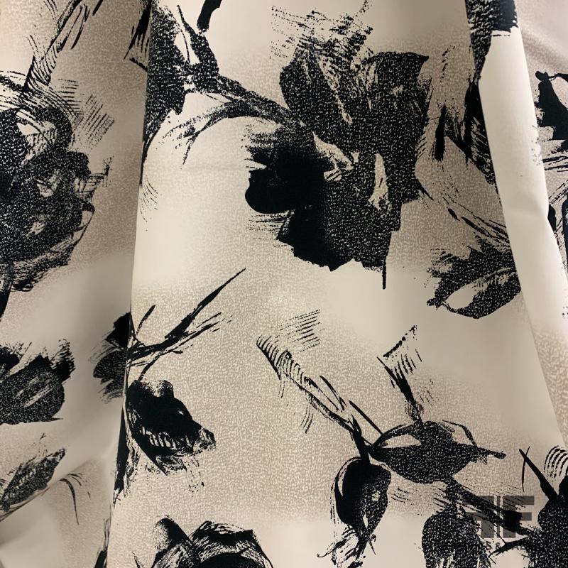 Christian Siriano Large-Scale Floral Stretch Printed Cotton Twill - Black/Beige