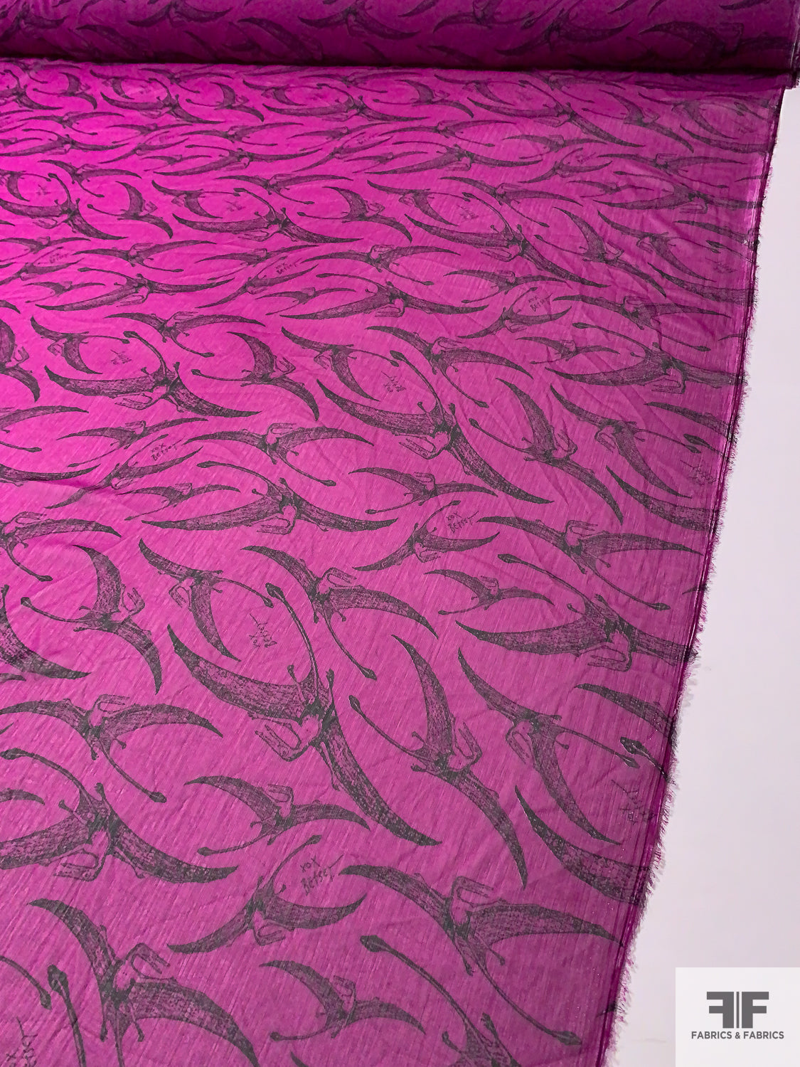 Betsey Johnson Jurassic Birds Printed Crinkled Polyester Chiffon - Purple / Black