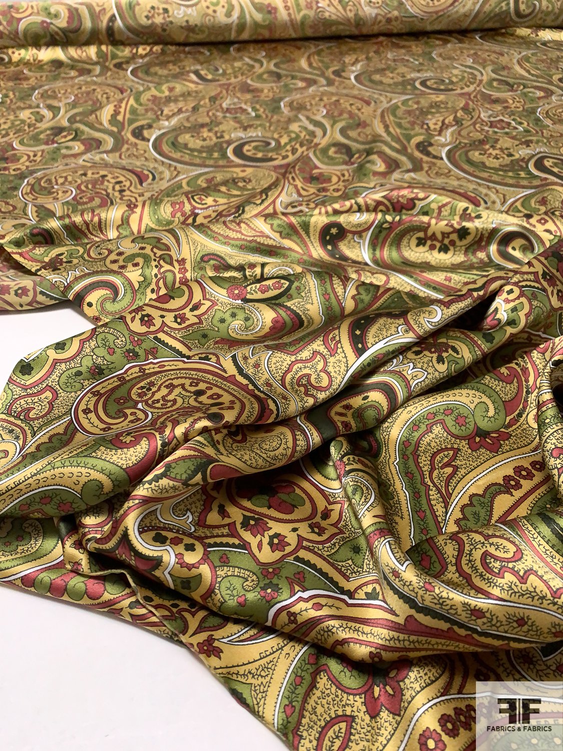 Revamping Textile Traditions: Hermès' Paisley from Paisley