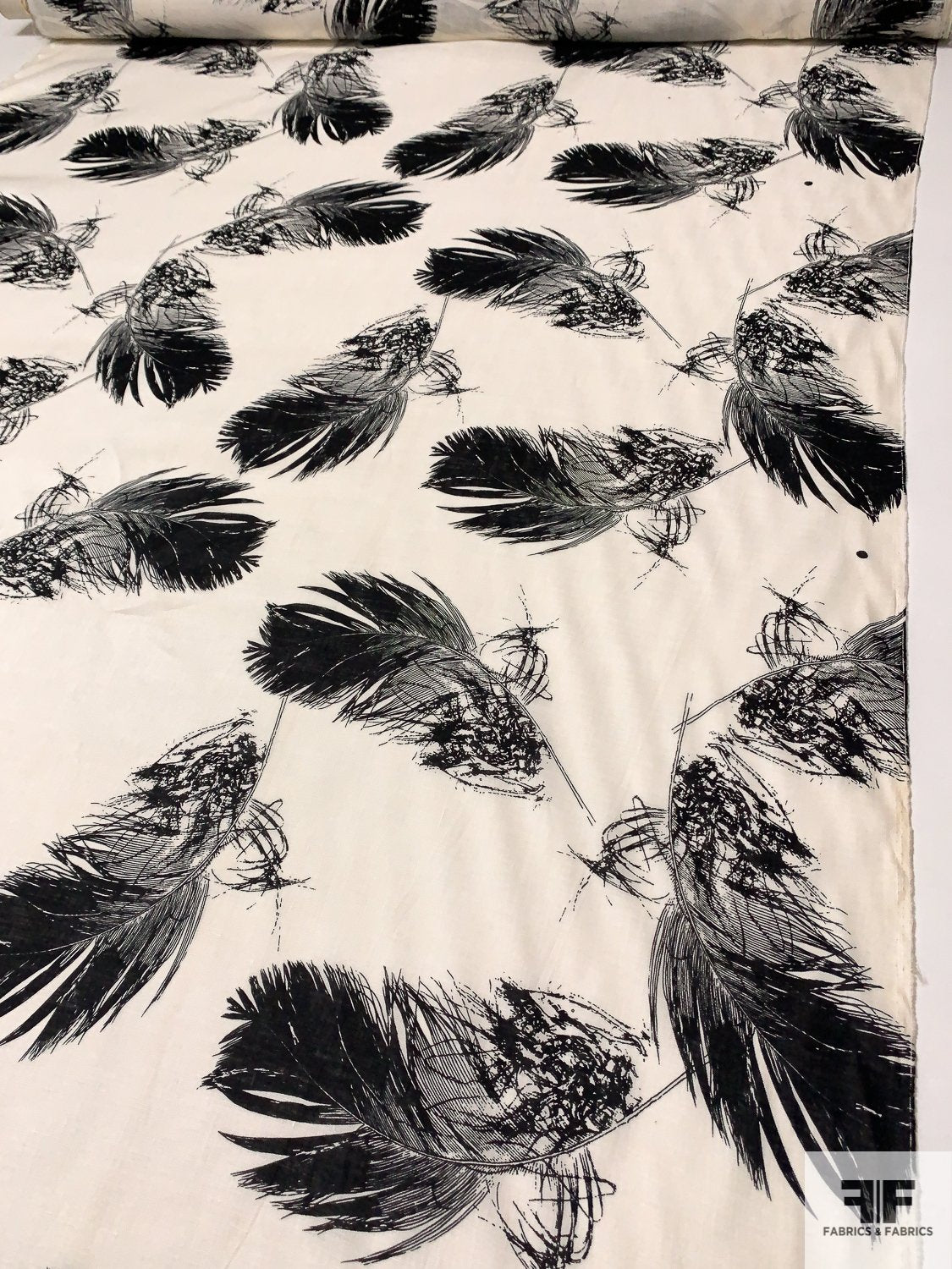 Feathery Leaf Sketched Printed Linen - Ivory / Black