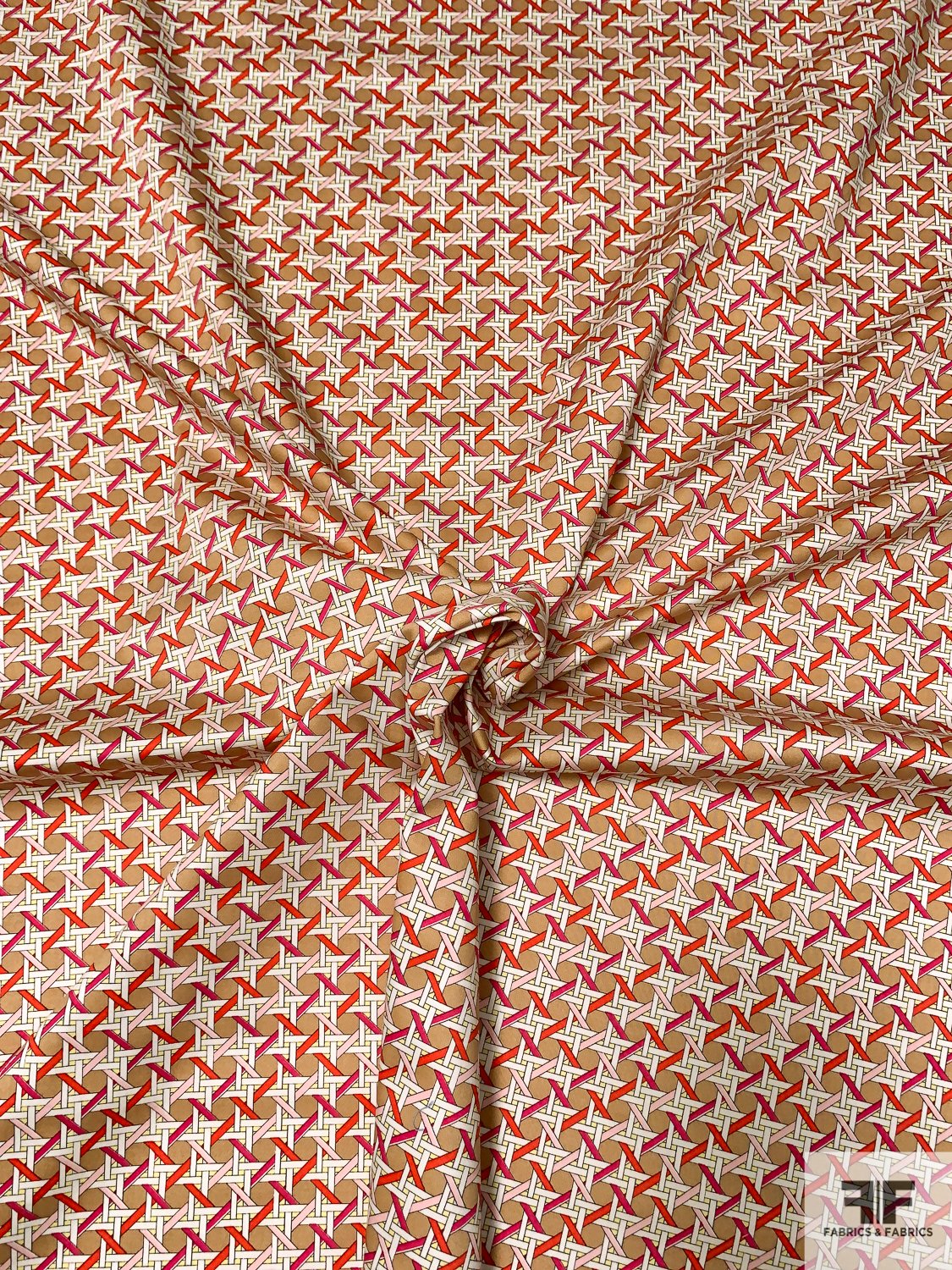 Interlocking Basketweave-Like Printed Stretch Cotton Sateen - Tan / White / Magenta / Red