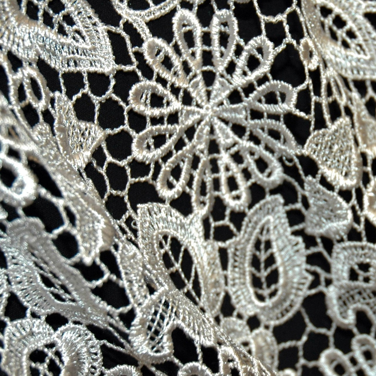 Floral Guipure Lace - Silver